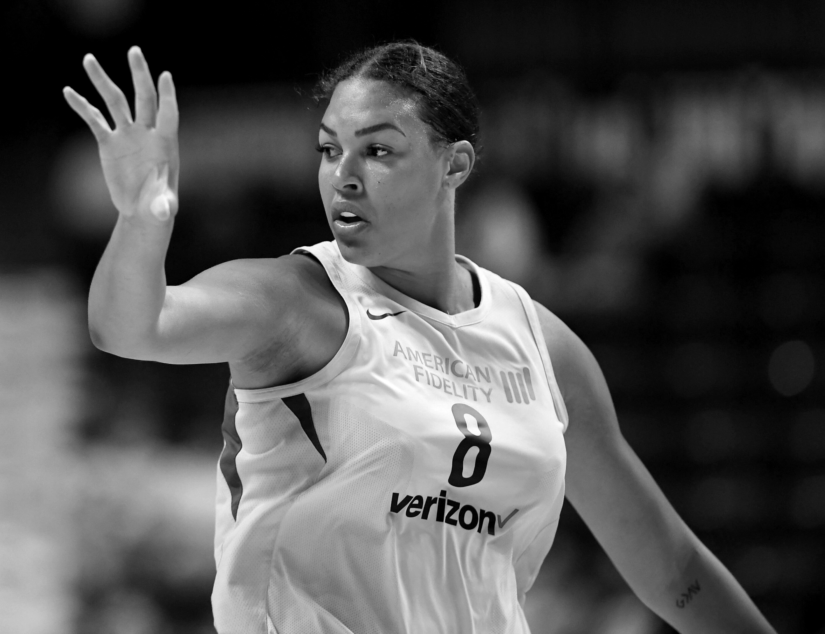 Liz_Cambage_NB